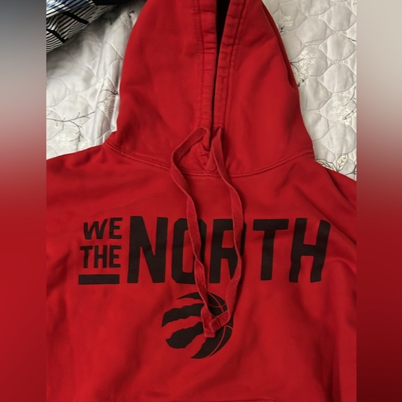Toronto Raptors Sweater (Youth XL) - Picture 1 of 2